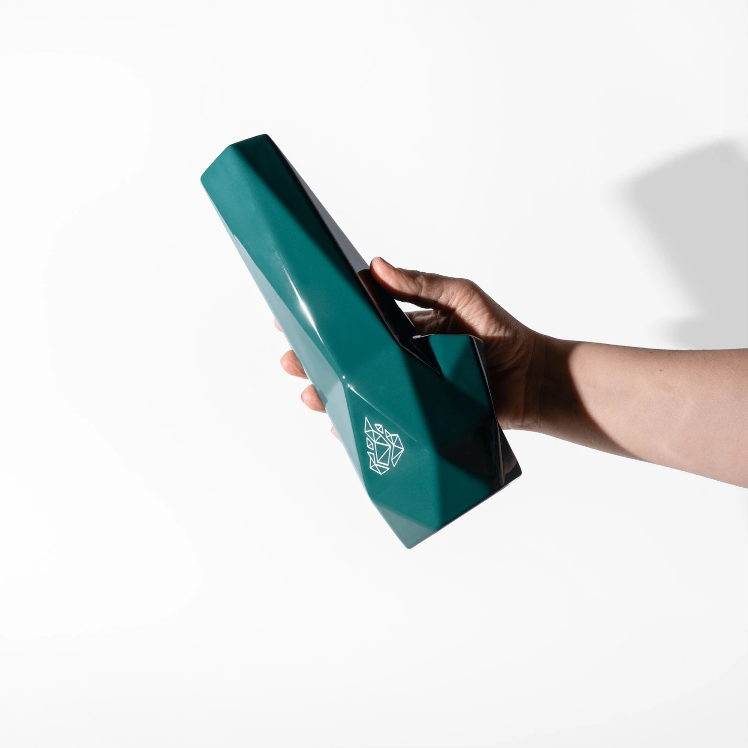 BRNT Designs Boreal Hexagon Ceramic Bong - Image 2